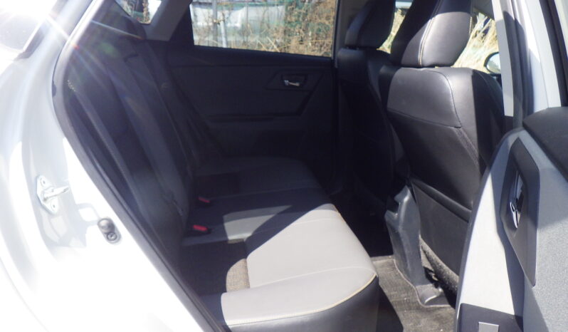 Toyota Auris full