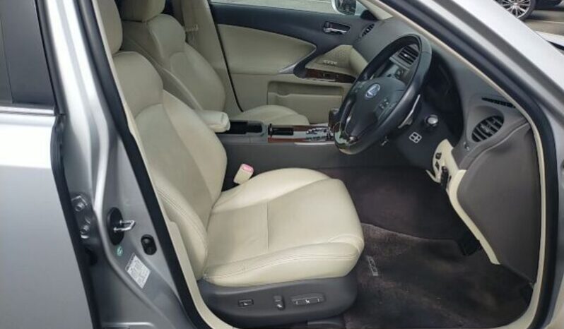Lexus IS 250 full