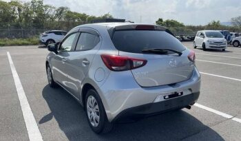 Mazda Demio full