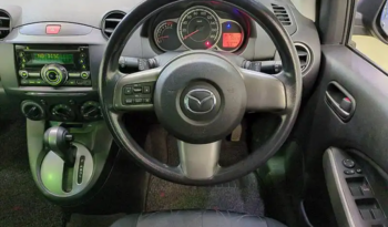Mazda Demio full