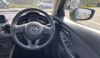 Mazda Demio full