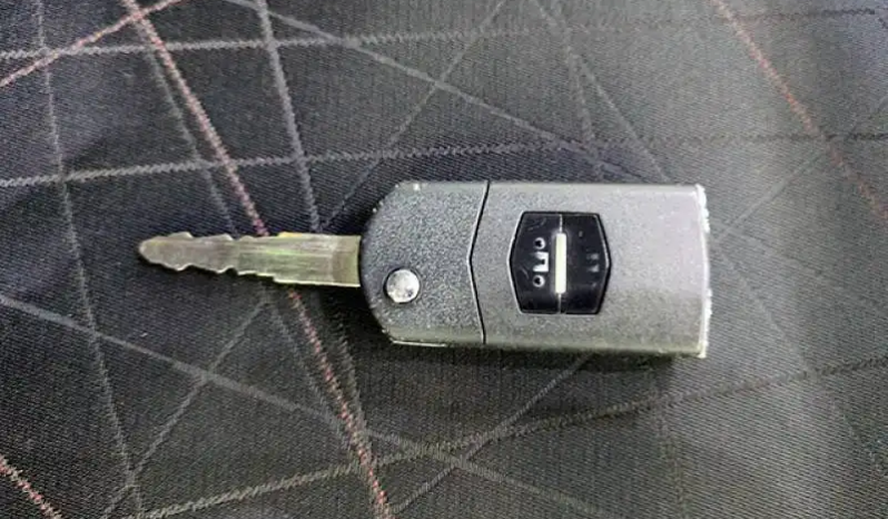 Mazda Demio full