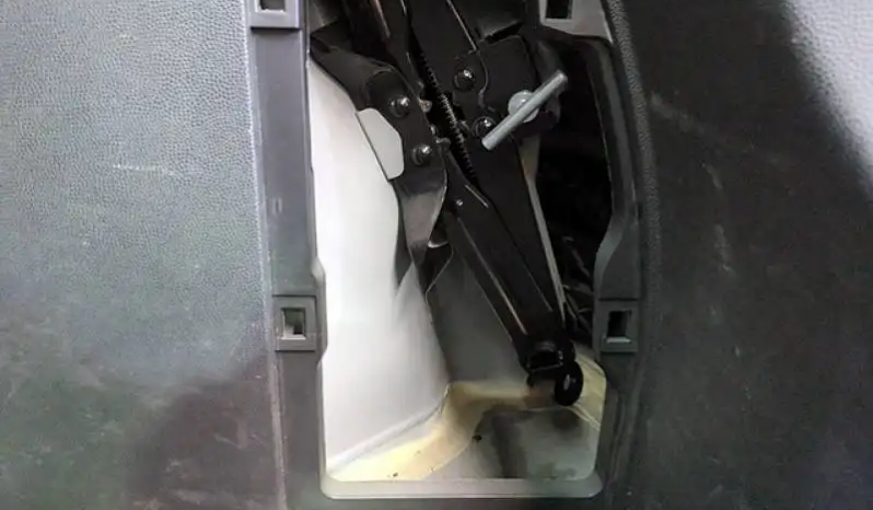 Mazda Demio full