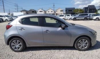 Mazda Demio full