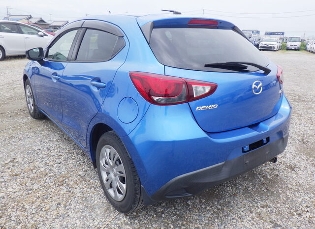 Mazda Demio full