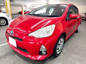 Toyota Aqua HYBRID
