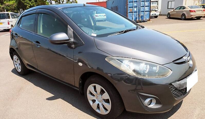 Mazda Demio full