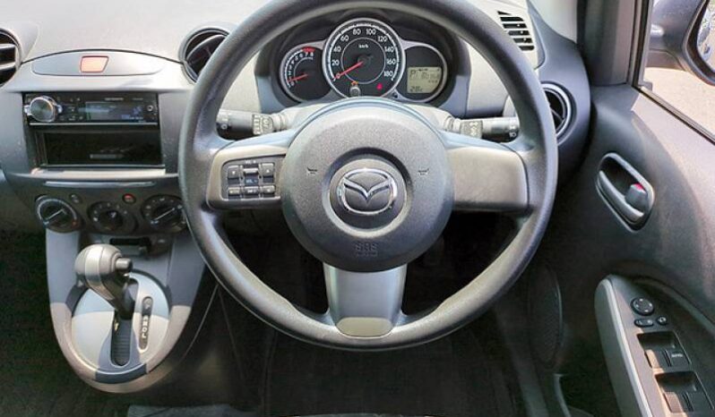 Mazda Demio full