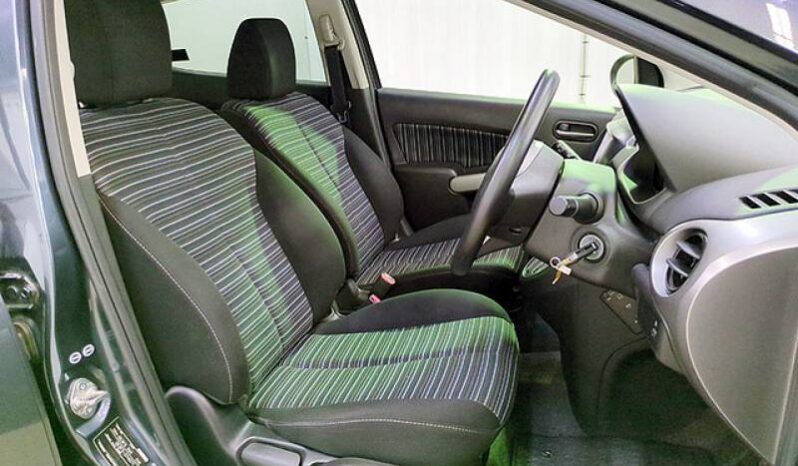 Mazda Demio full
