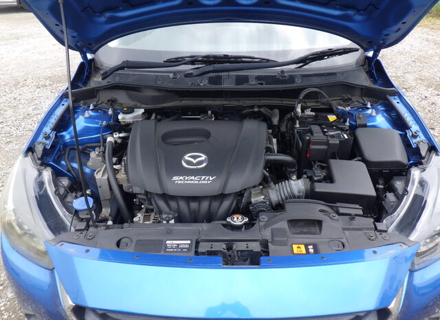 Mazda Demio full