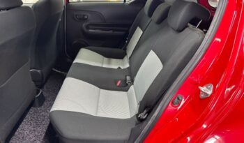 Toyota Aqua HYBRID full