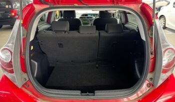 Toyota Aqua HYBRID full