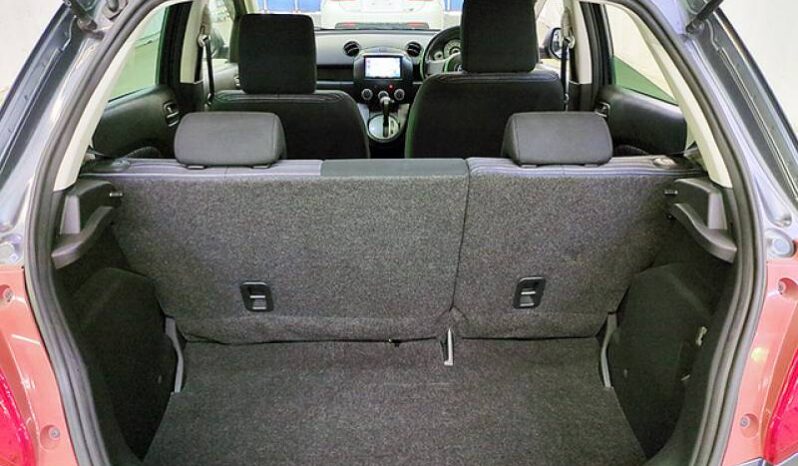 Mazda Demio full