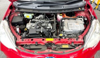 Toyota Aqua HYBRID full