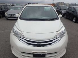 Nissan Note Rider