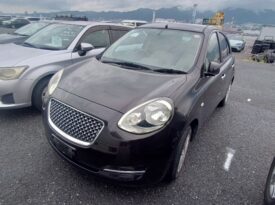 Nissan March Bolero