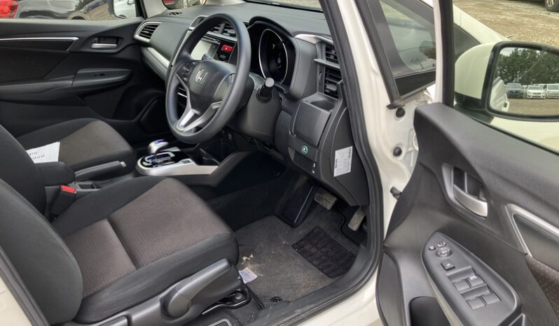Honda Fit Hybrid full