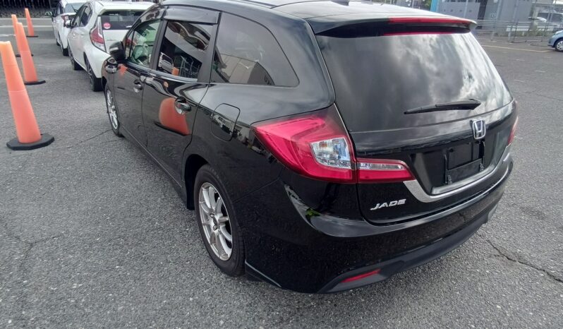 Honda Jade Hybrid full