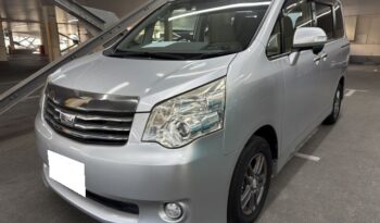 Toyota Noah full