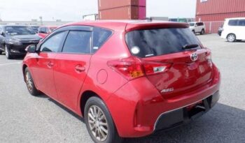 Toyota Auris full