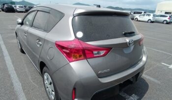 Toyota Auris full