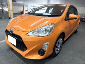 Toyota Aqua HYBRID