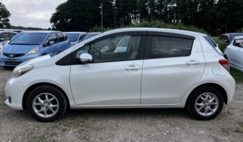 Toyota Vitz full