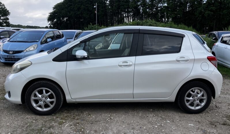 Toyota Vitz full