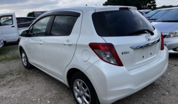 Toyota Vitz full