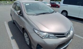 Toyota Auris full