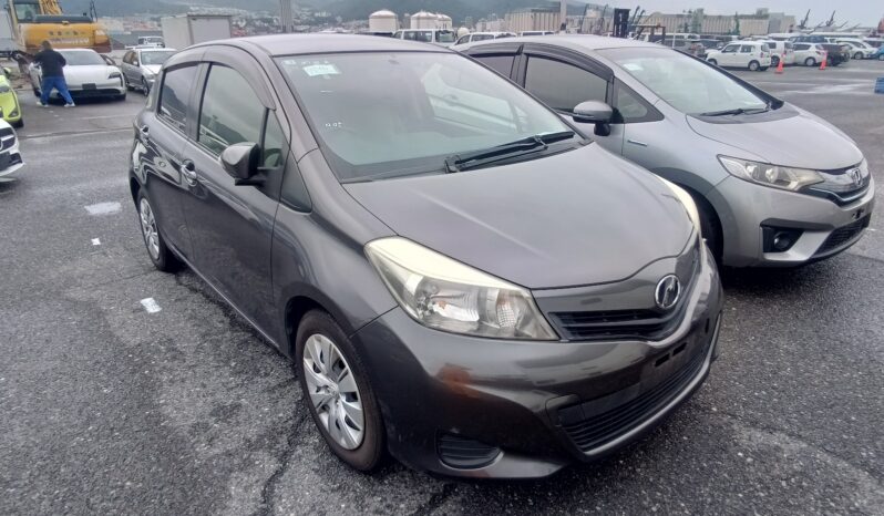 Toyota Vitz full