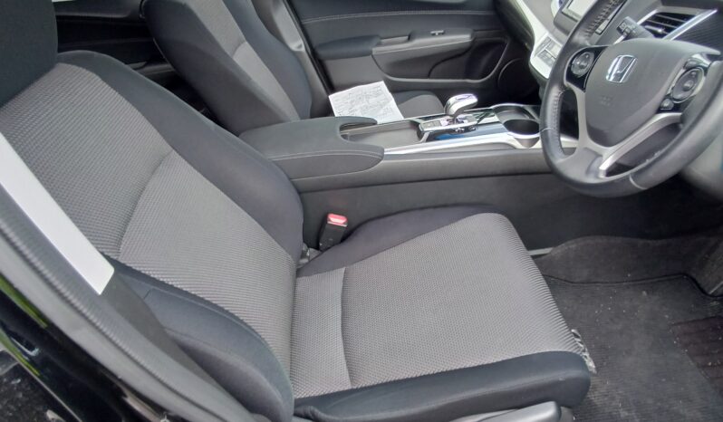 Honda Jade Hybrid full