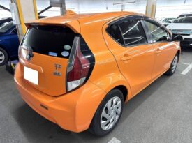 Toyota Aqua HYBRID