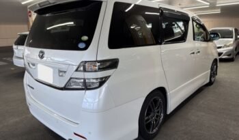 Toyota Vellfire full