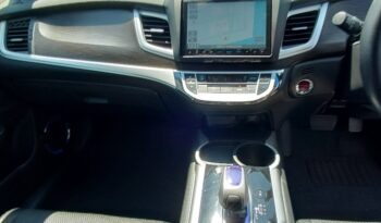 Honda Jade Hybrid full