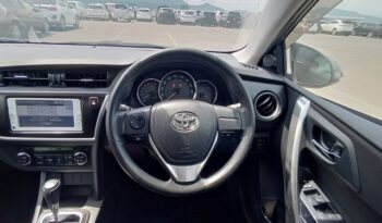 Toyota Auris full