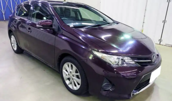 Toyota Auris full