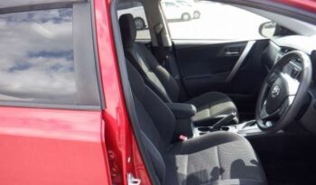 Toyota Auris full