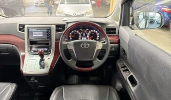 Toyota Vellfire full