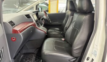 Toyota Vellfire full