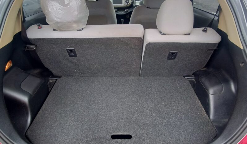Toyota Vitz full