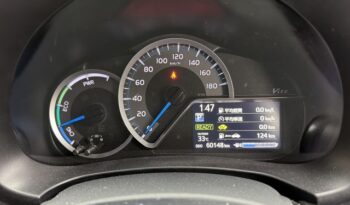 Toyota Vitz Hybrid full