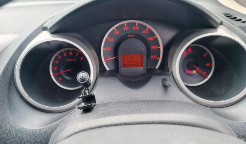 Honda Fit full