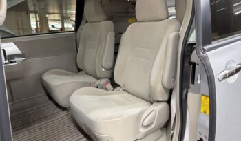 Toyota Noah full