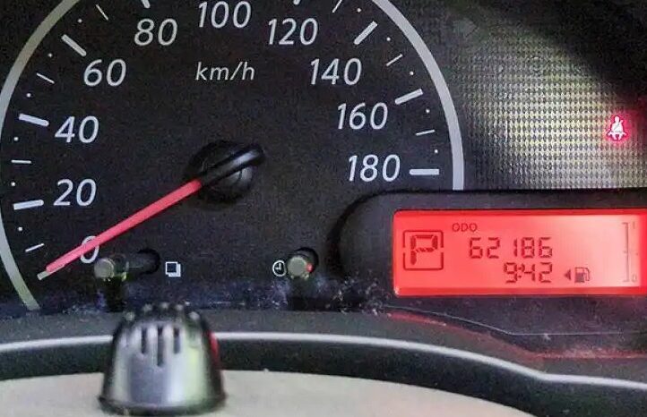 Nissan March Bolero full