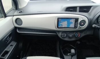 Toyota Vitz full