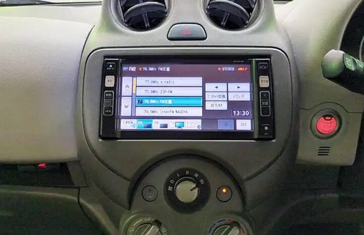 Nissan March full