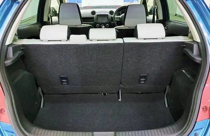 Mazda Demio full
