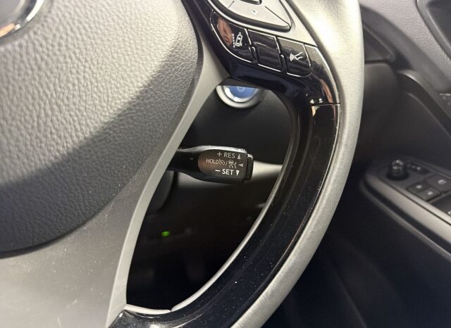 Toyota CH-R Hybrid full