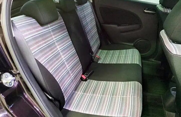 Mazda Demio full